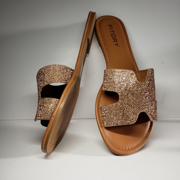 Fitory Flat Sandals - Picture 2 of 6